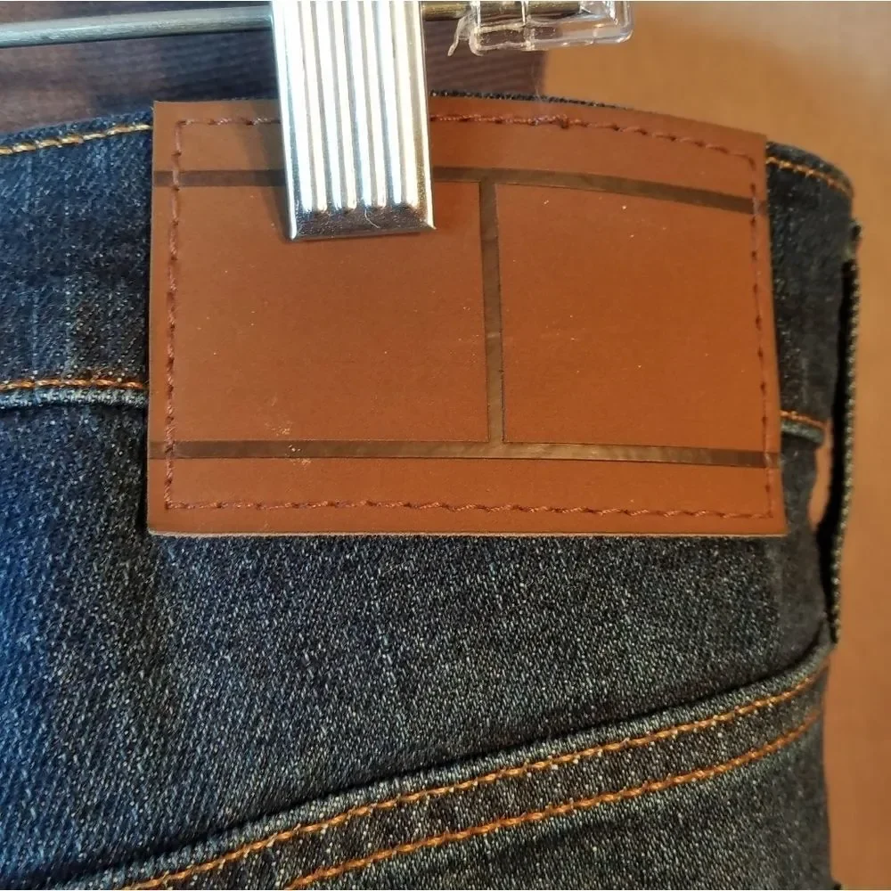 TOMMY HILFIGER Straight Leg Jeans‎